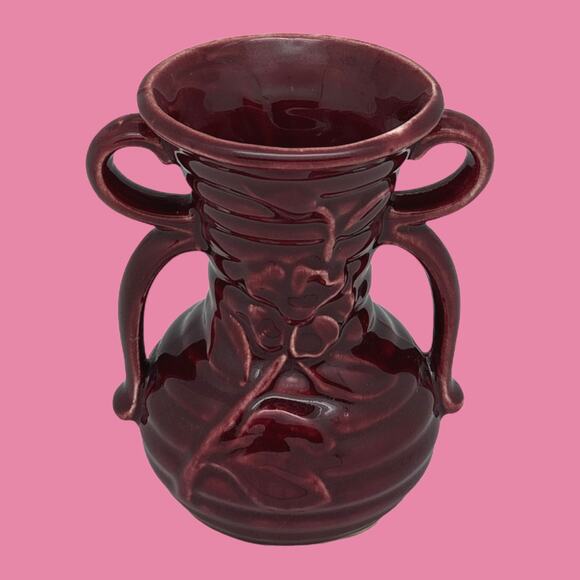 Vintage SHAWNEE POTTERY Burgundy Double Handle Flower Vase 5" 1941-1969 - Picture 1 of 3